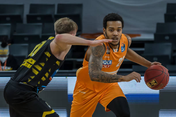 你需要我帮 你需要我帮