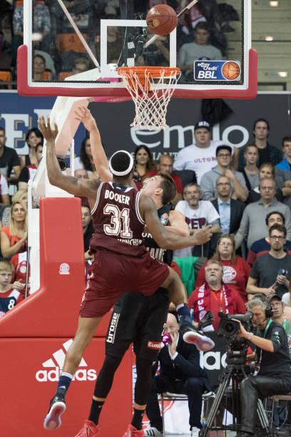 让他们在球 让他们在球